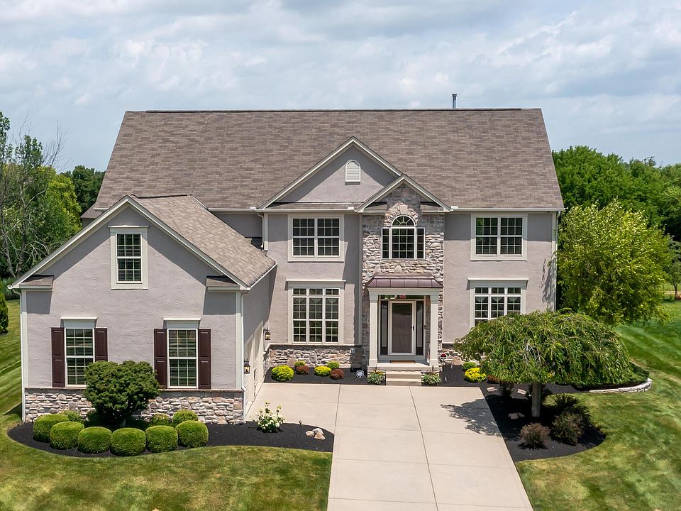 6582 Shady Lake Ct, Lewis Center, OH 43035 Zillow