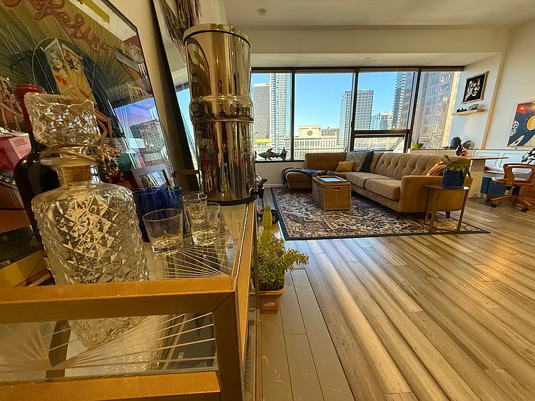 1100 Wilshire Blvd #2010 — Photo 14