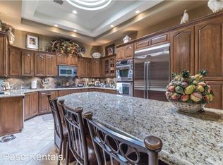 203 Casas Bella Ct, Santa Teresa, NM 88008