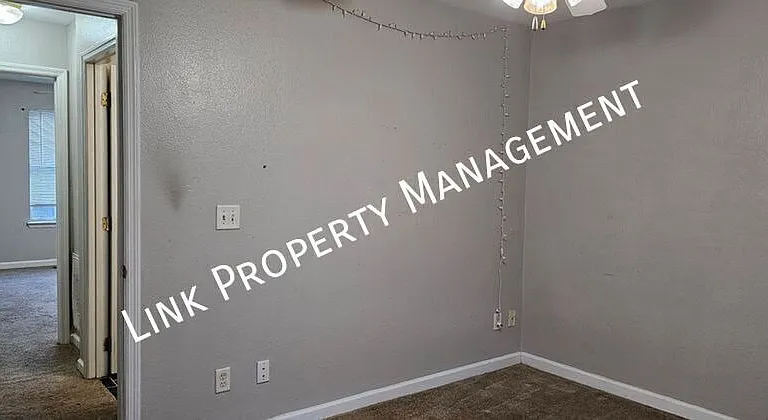 1106 Carline Rd #D — Photo 14