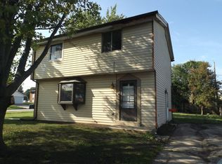 8528 Westbrook Dr, Sturtevant, WI 53177