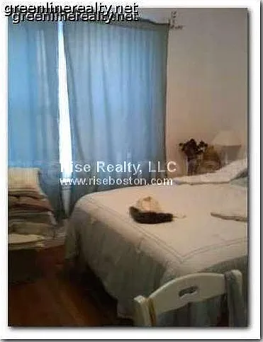 4 bed, 1.0 bath, $3,500 — Photo 3