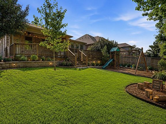 5th image of 7919 Augusta Creek Ct