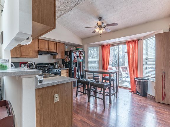 5th image of 3235 Southern Hills Dr
