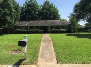 211 Walnut Ln, Bossier City, LA 71111