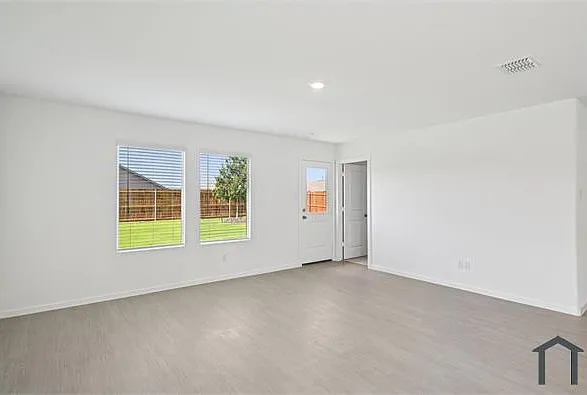 1629 Lercara Ln — Photo 25