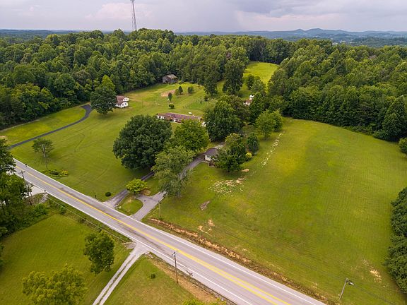2nd image of 6616 Barbourville Rd