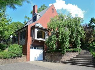 138 Siebert Rd, Pittsburgh, PA 15237