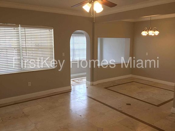 3rd image of 1379 NE 178th St