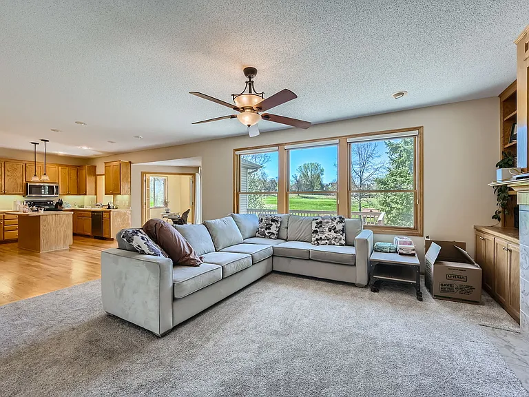 Eagle Valley Dr — Photo 6