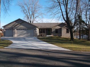 3474 Wormer Dr, Waterford, MI 48329