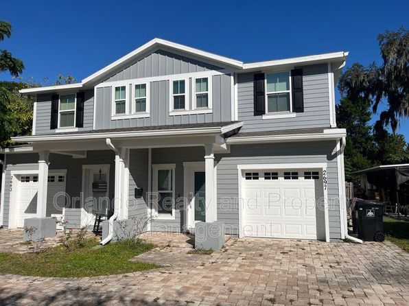 2697 E Washington St