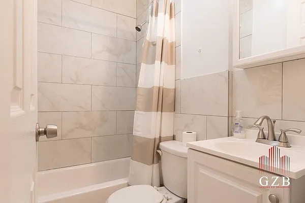 Rented by Avenues Real Estate | media 15