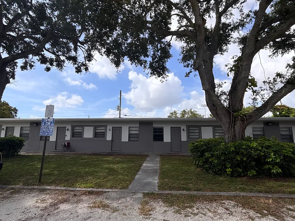 2554 NW 14th St #8