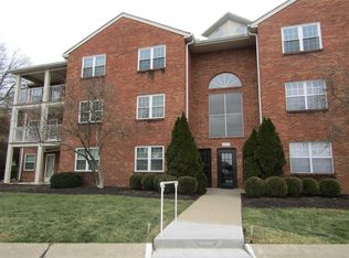 408 Keeneland Dr #408, Fort Thomas, KY 41075