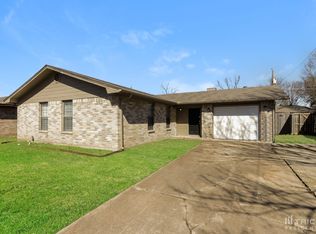 720 Meadowdale Dr, Royse City, TX 75189