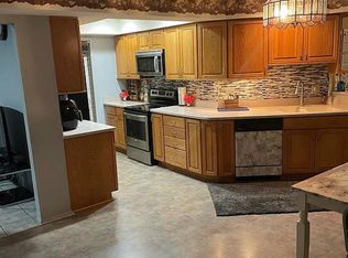 4558 Burssens Dr, Warren, MI 48092