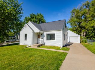 3422 66th St, Urbandale, IA 50322
