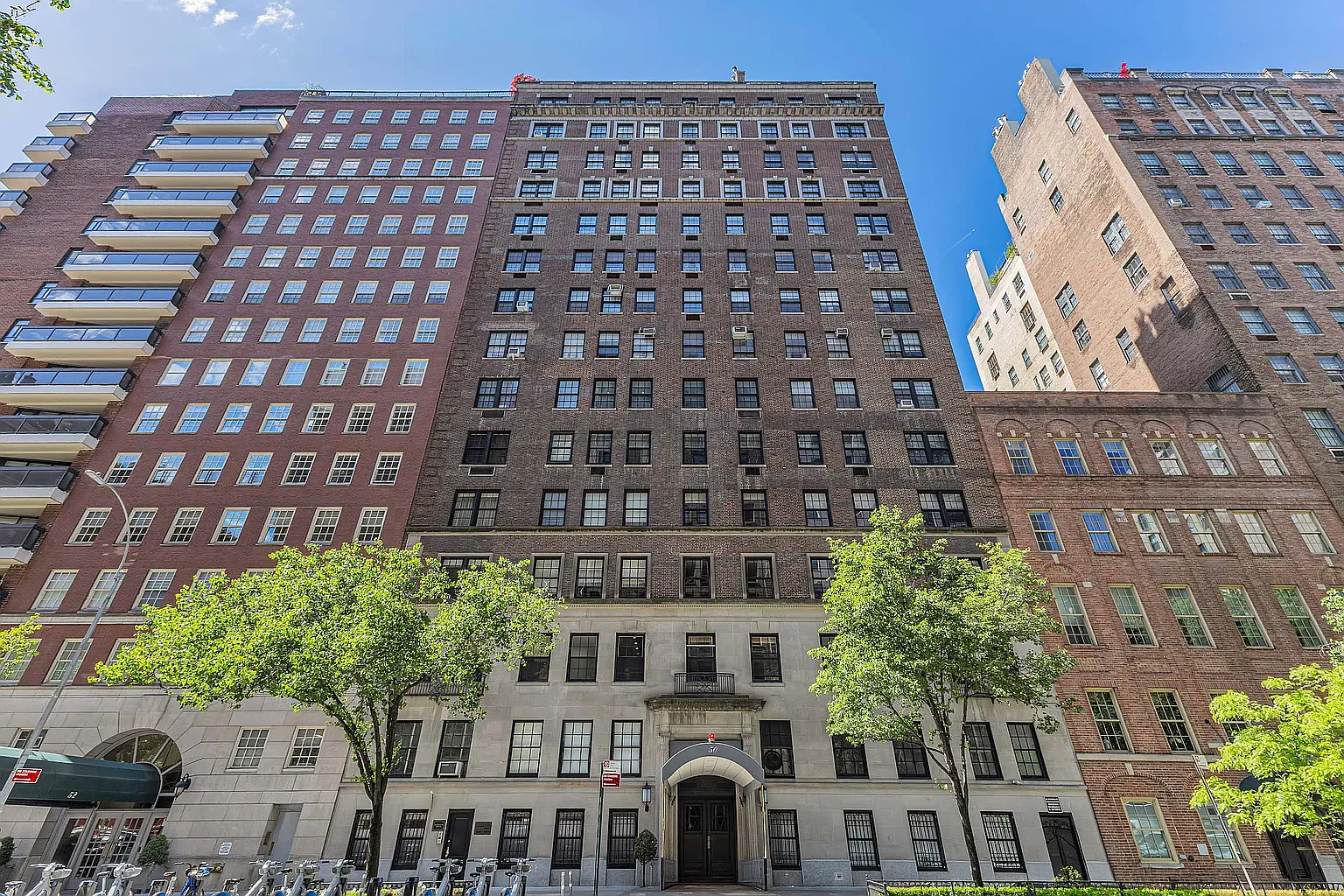 50 East 72nd Street — Photo 1