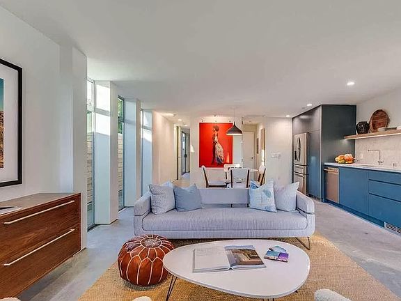 2nd image of 1519 Cabrillo Ave #1
