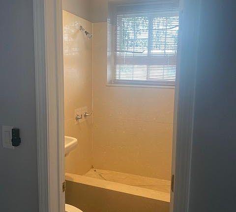 5th image of 10840 E Beverly Blvd