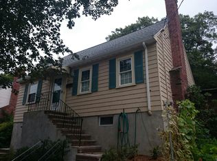 32 New Haven St, West Roxbury, MA 02132