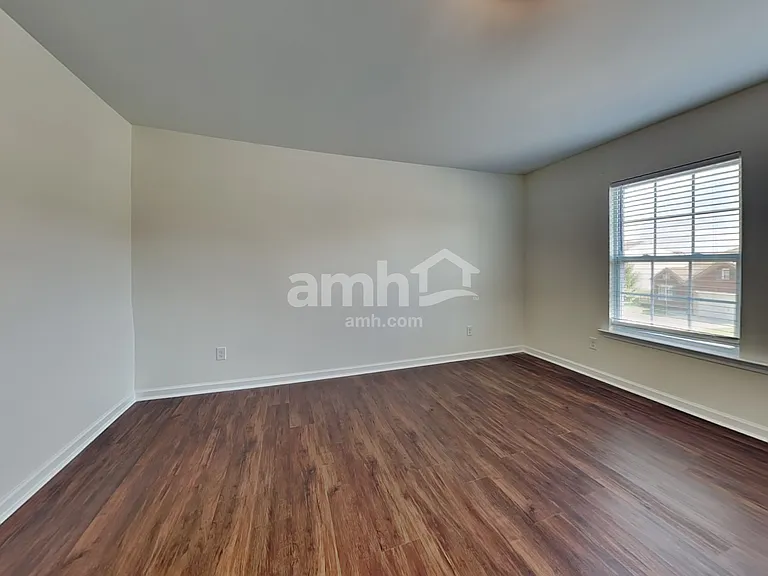 236 Addlestone Cir — Photo 21