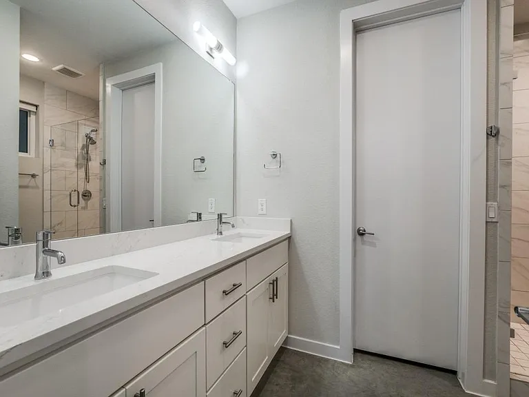 5404 Winton St — Photo 16