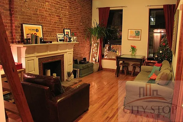 Rented by City Stop Realty | media 14