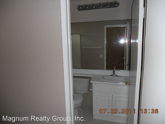 4th image of 30275 Pelican Bay Unit E