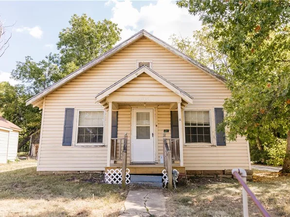 1125 W Main St, Independence, KS 67301