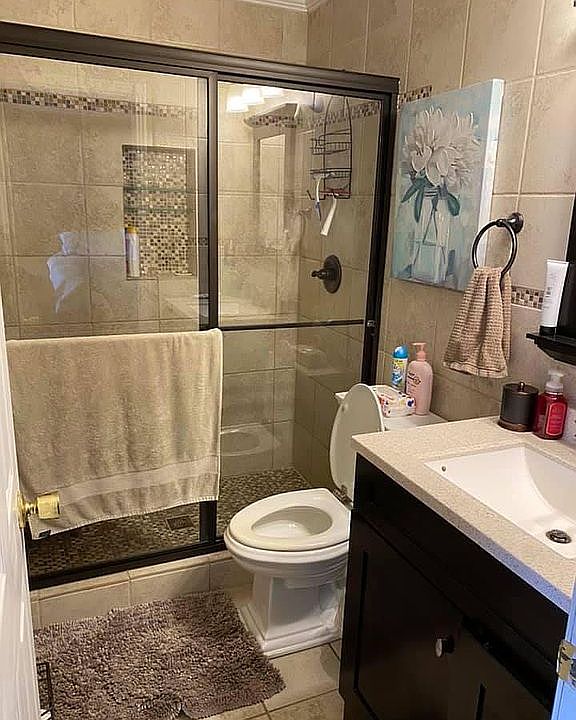 Master bath 