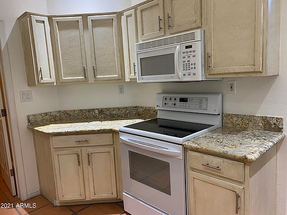 3rd image of 3131 E Legacy Dr #1084