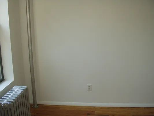 Rented by Elinor Taasa, LREB | media 21