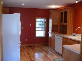 802 Town House Rd, Cornish, NH 03745