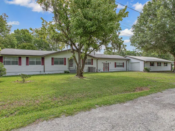 250 Crescent Ln, Crescent City, FL 32112