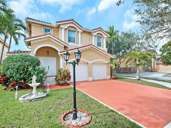 6262 SW 157th Pl, Miami, FL 33193