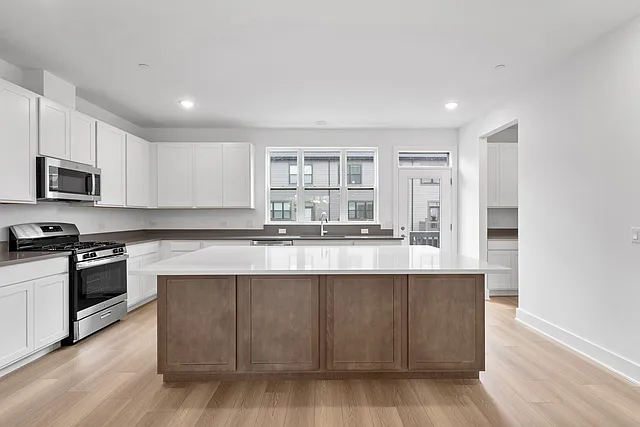 8375 Mulberry Ave — Photo 22