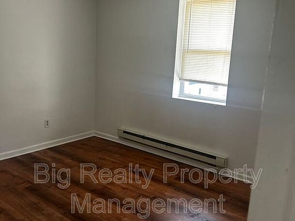 4th image of 29 N Main St APT 3C