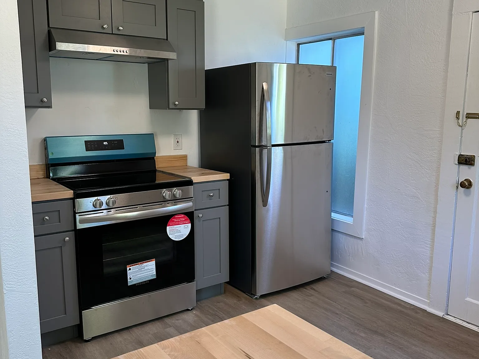 50 Helena Ave — Photo 4