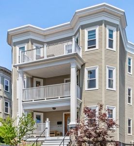 29 Farquhar St #2, Roslindale, MA, 02131
