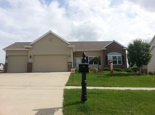 2410 Newcastle Rd, Marion, IA 52302