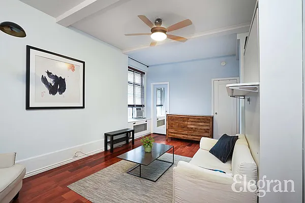 Sold by Elegran | media 9