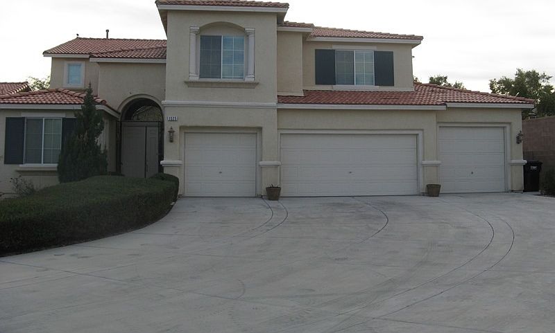 1st image of 1525 Antler Creek St