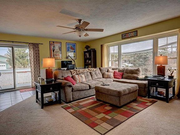 3rd image of 956 Harbor Ct