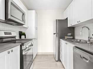 Sussex House, Ottawa, ON K1N 1G9