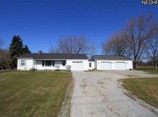 8448 Wilson Mills Rd, Chesterland, OH 44026