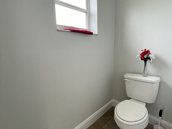 3rd image of 12738 Maypan Dr #570