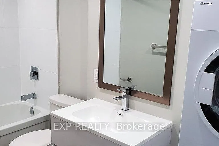 44 Berkley Dr #162 — Photo 6