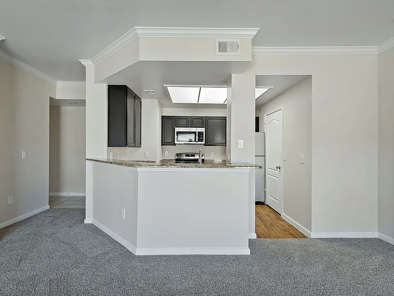 B1 - Open Kitchen